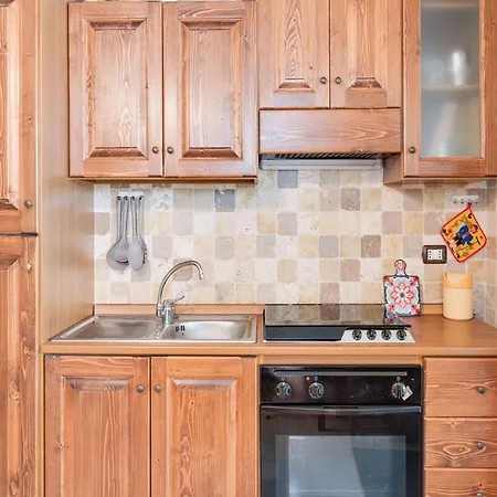 Seaside Home In Roseto Capo Spulico